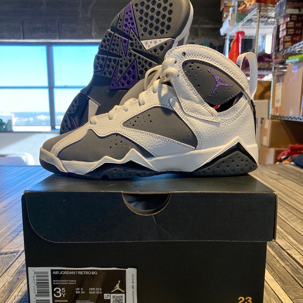 Nike Air Jordan 7 sz. 3.5y